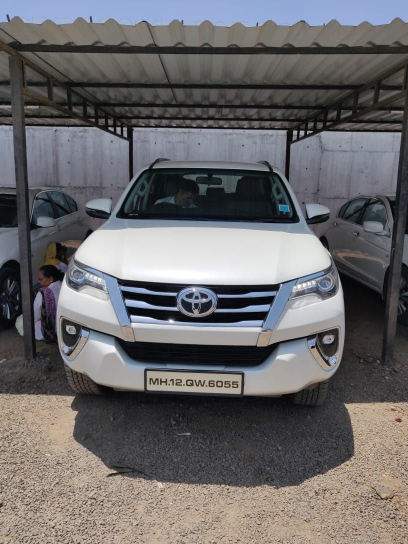 Premium Fleet vehicle - Professional corporate transportation service by Comfort Tours Pune